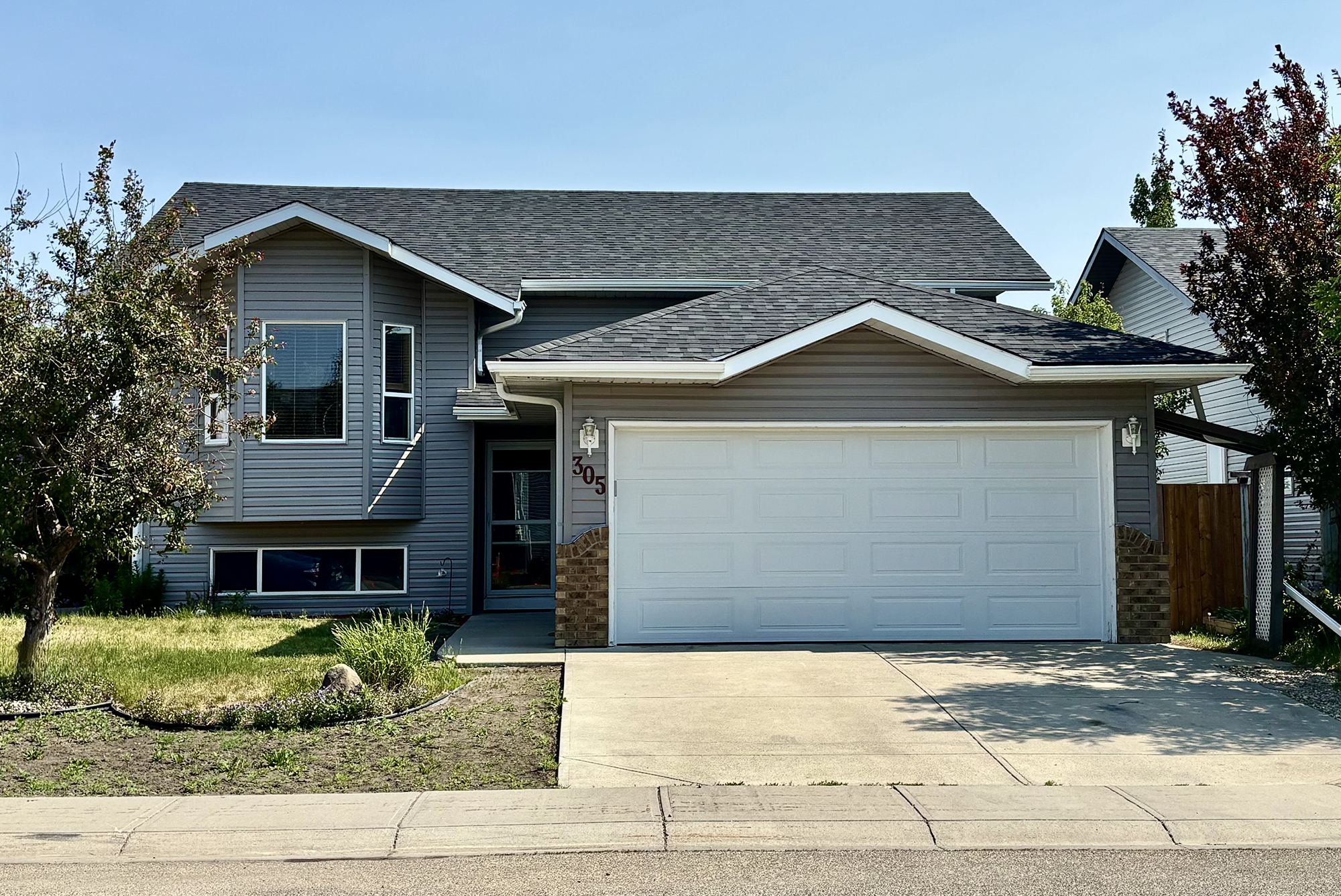 Roofing, siding and gutters